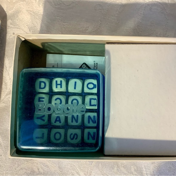 Vintage Parker Brothers Board Game 90s *missing timer* - Picture 8 of 10